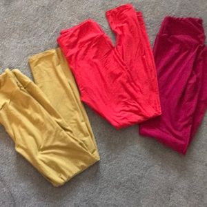 3 pair of LulaRoe leggings
